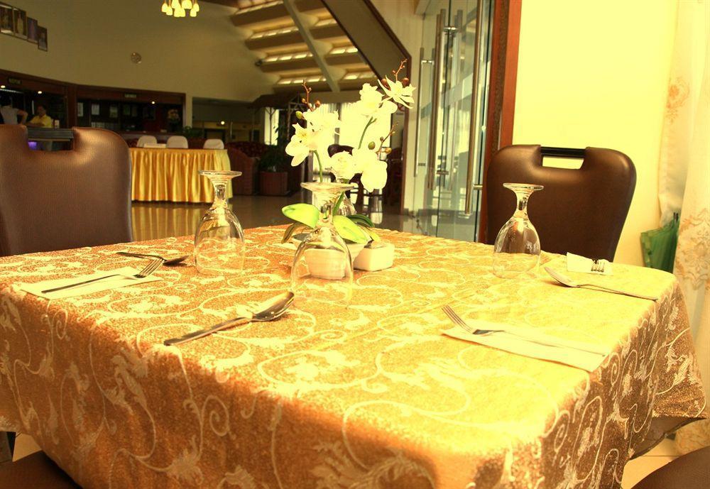 Oyo 89693 Perkasa Hotel Keningau Near Hospital Keningau Екстер'єр фото
