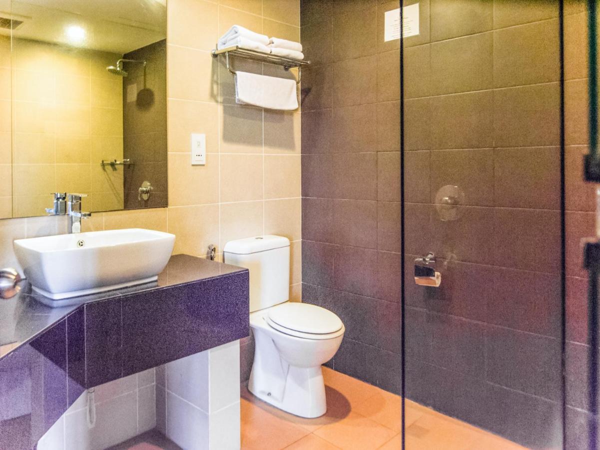 Oyo 89693 Perkasa Hotel Keningau Near Hospital Keningau Екстер'єр фото