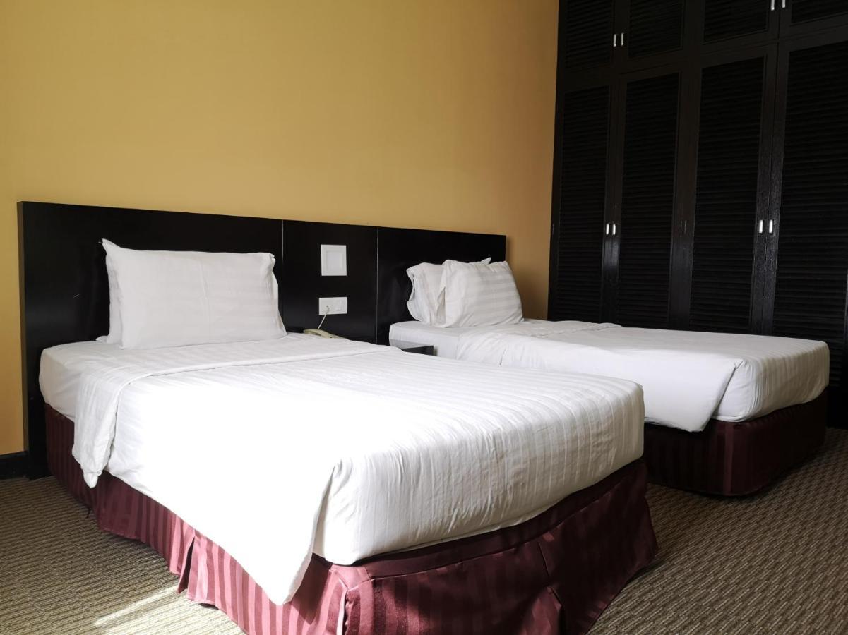 Oyo 89693 Perkasa Hotel Keningau Near Hospital Keningau Екстер'єр фото