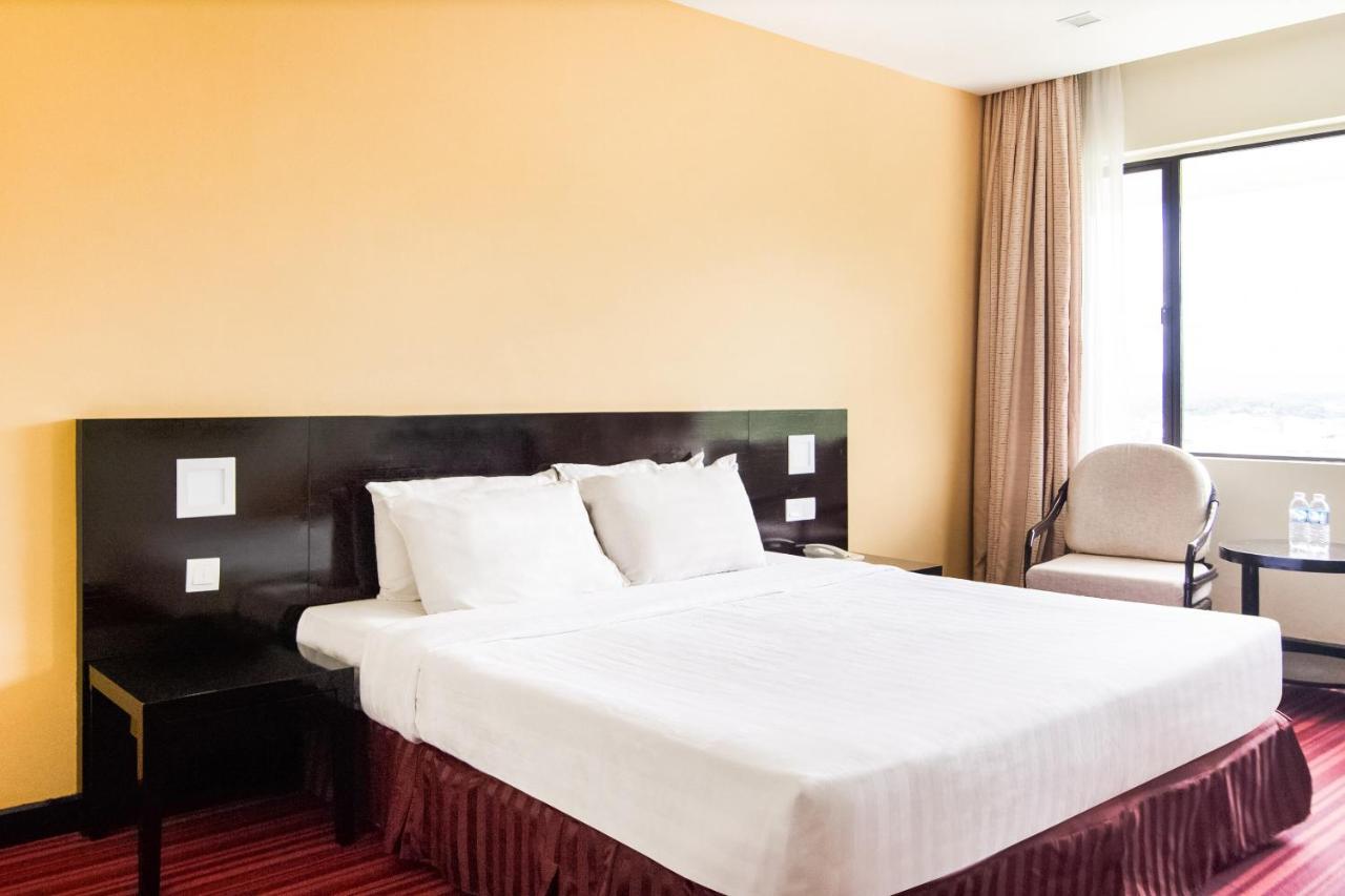 Oyo 89693 Perkasa Hotel Keningau Near Hospital Keningau Екстер'єр фото